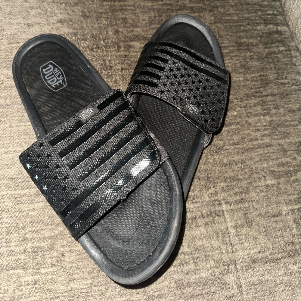 Hey dude slides